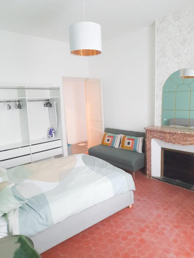 Bright And Modern 3-Bedroom Apartment, 90M2 With Air Condition, In ベジエ エクステリア 写真