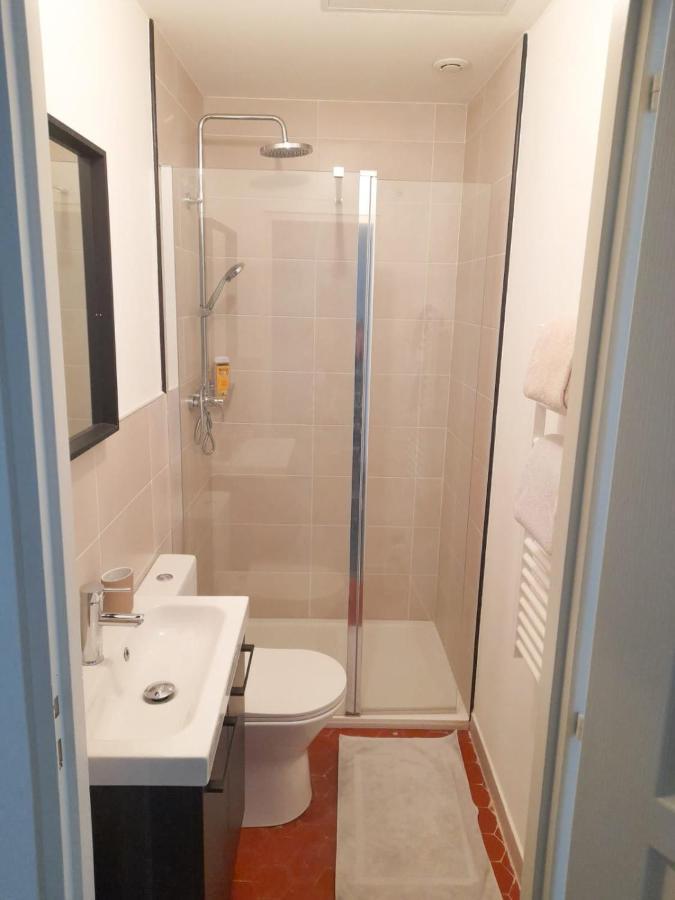 Bright And Modern 3-Bedroom Apartment, 90M2 With Air Condition, In ベジエ エクステリア 写真