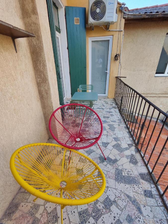 Bright And Modern 3-Bedroom Apartment, 90M2 With Air Condition, In ベジエ エクステリア 写真